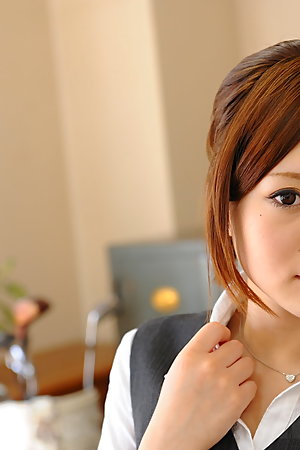 Lady Iroha Kawashima strips in her office