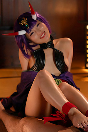 Aika Suzumiya get footjob