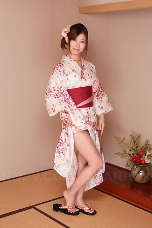 Natsume Inagawa shows round boobs and hairy pussy under kimono.