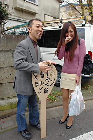 Hot lady Nao Sakurai gets a big meat pole