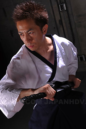 Arouing Runa Sesaki poses in her hot dress